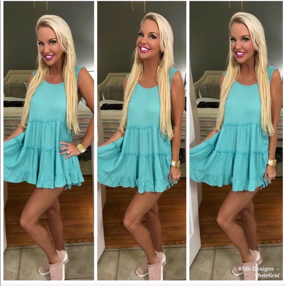 💖LAST 2! Sleeveless Scoop Neck Aqua Crochet Top! - Picture 3 of 3